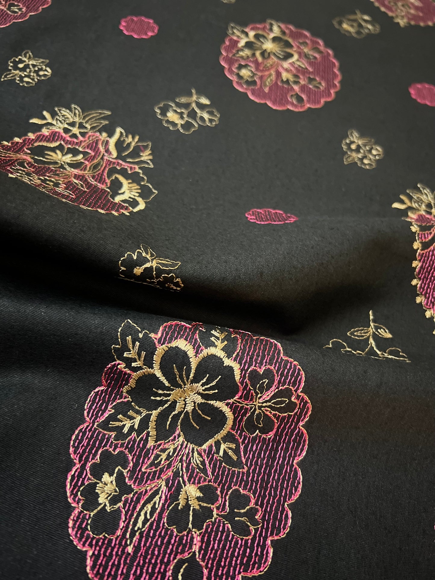 Fabareeze Black 3 PC Embroidered Karandi