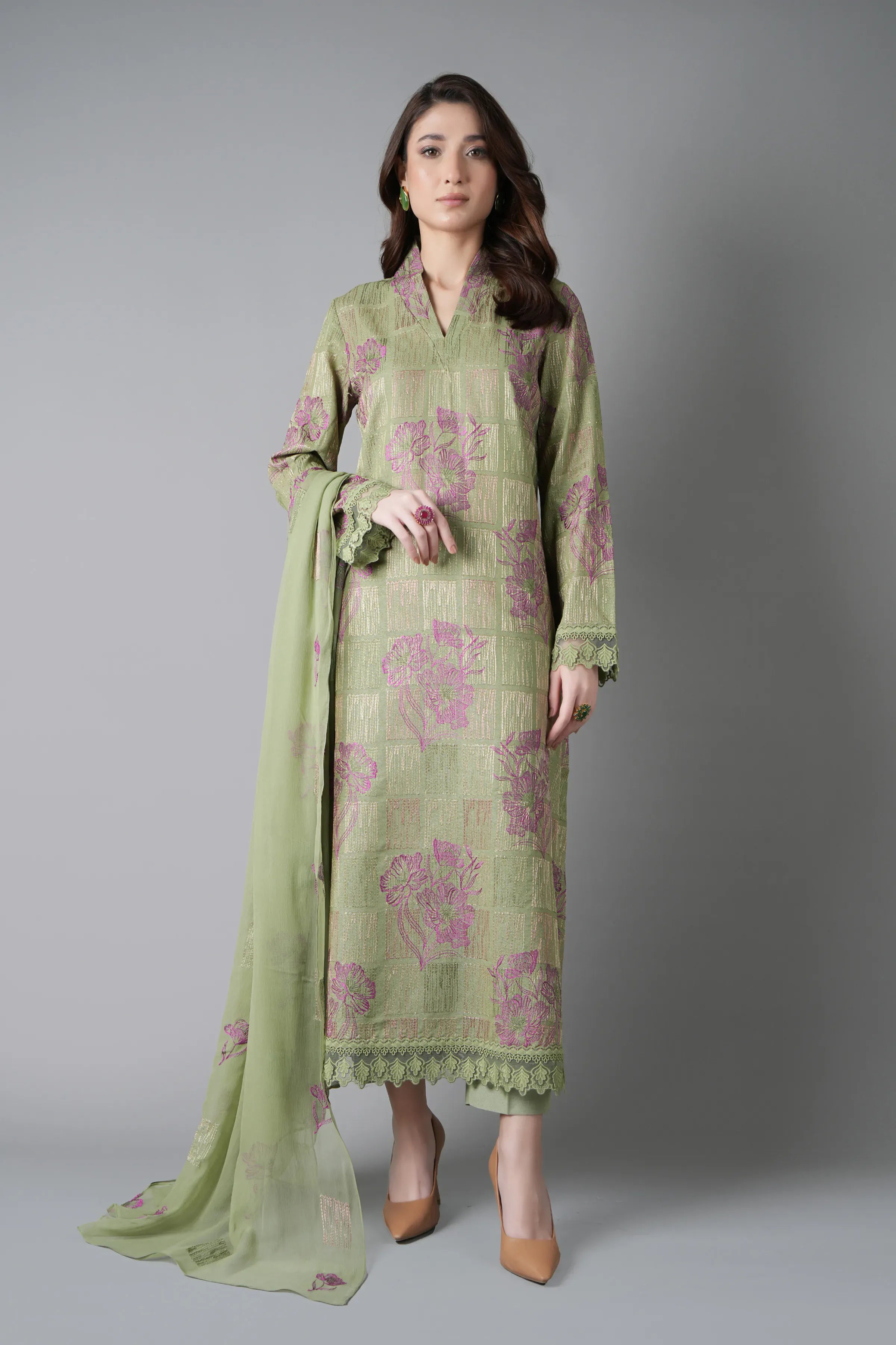 Fabareeze Green 3 PC Embroidered Karandi