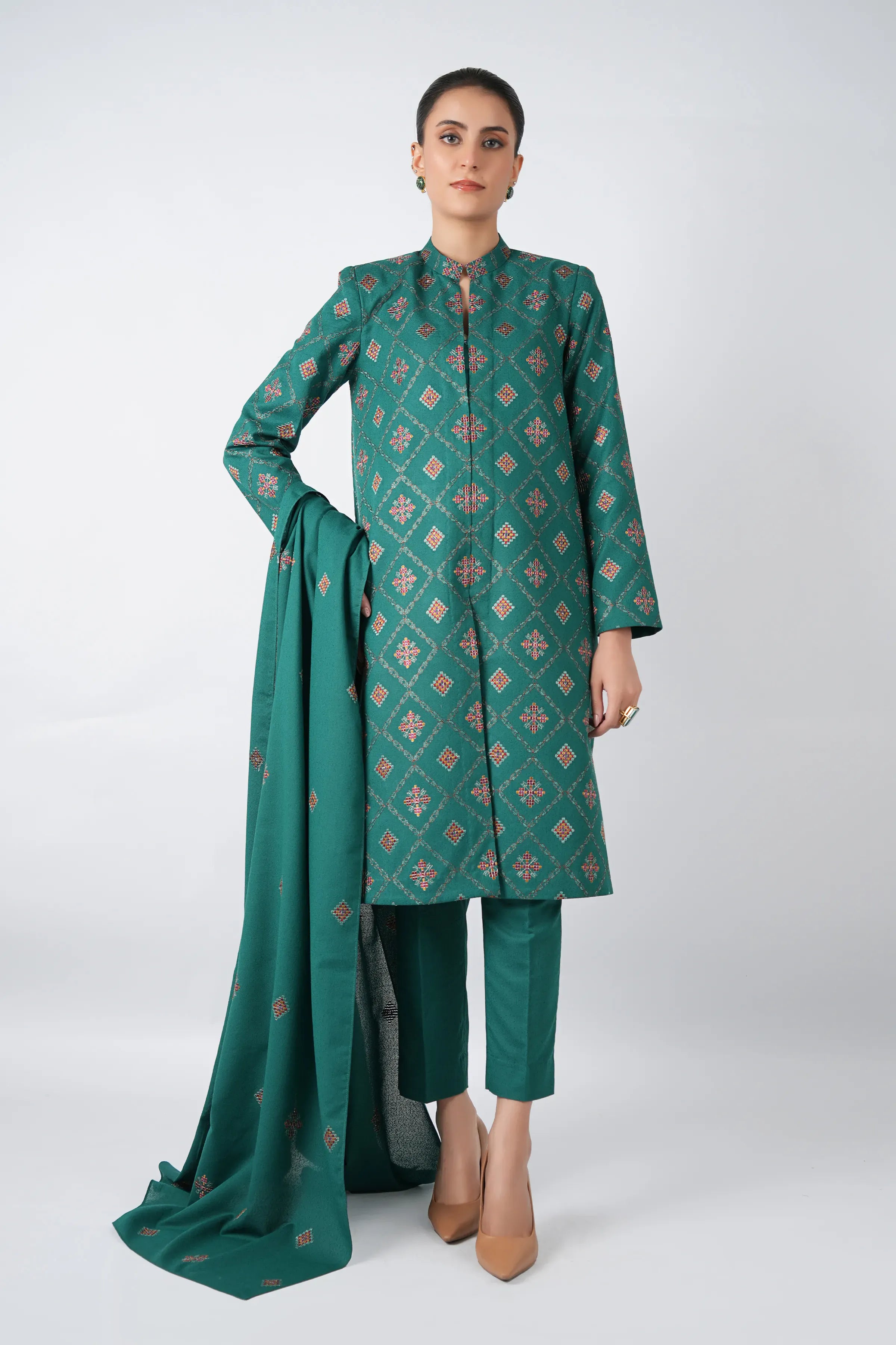 Fabareeze Green 3 PC Embroidered Karandi
