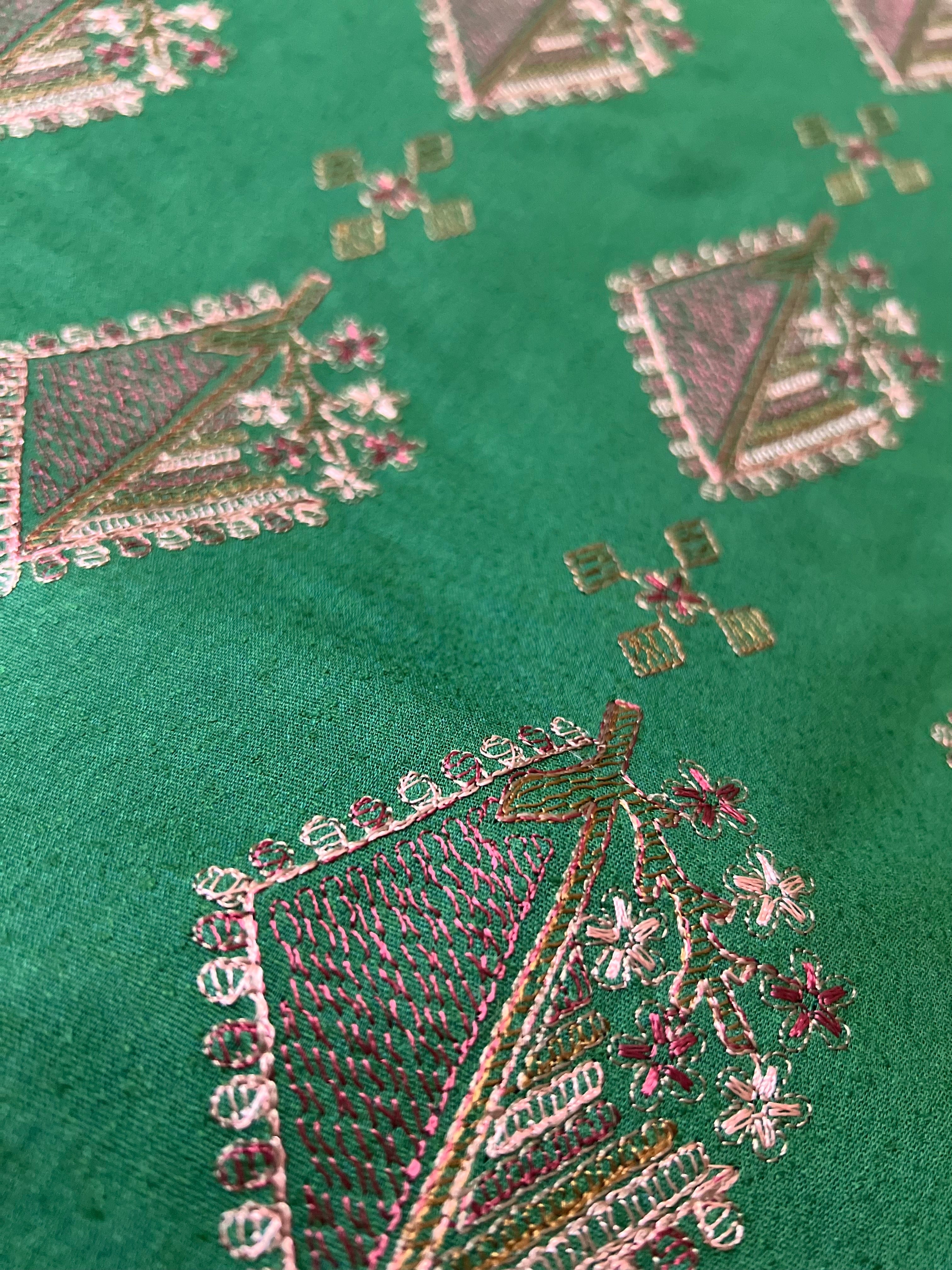 Fabareeze Green 3 PC Embroidered Karandi