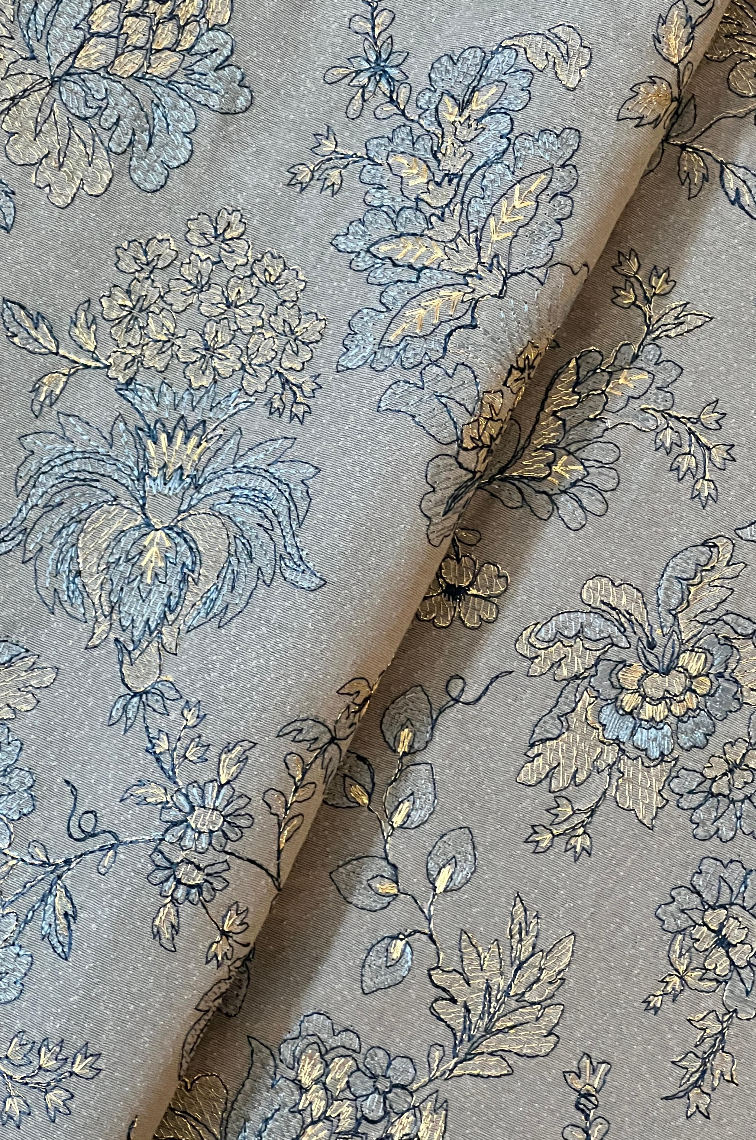 Fabareeze Grey 3 PC Embroidered Karandi