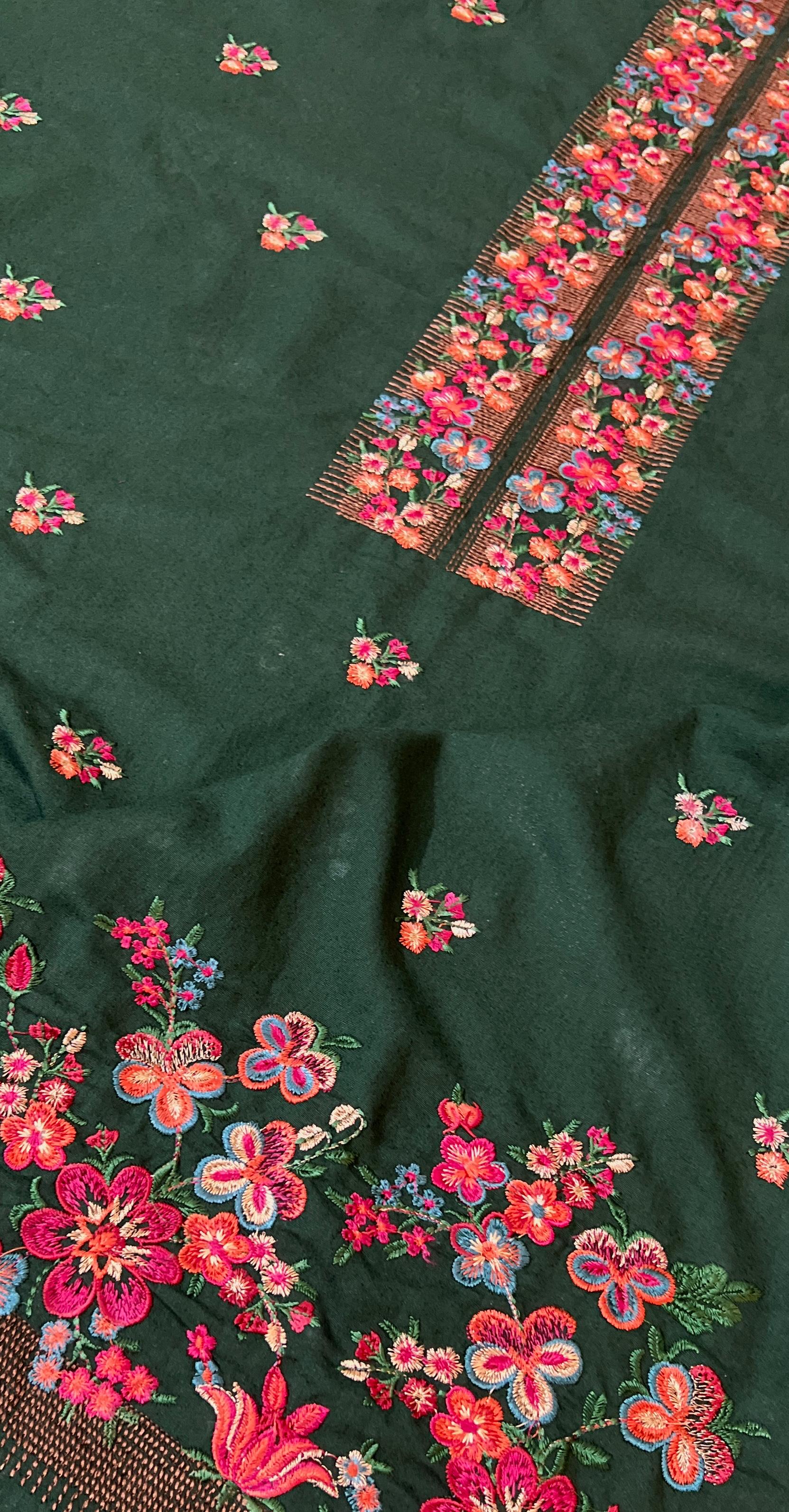 Fabareeze D.Green 3 PC Embroidered Karandi