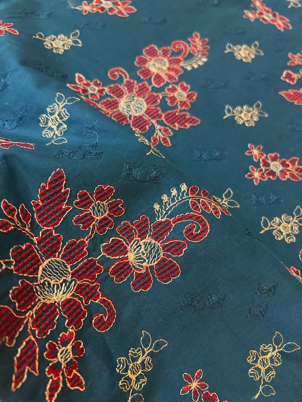 Fabareeze Zinc blue 3 PC Lawn Embroidered