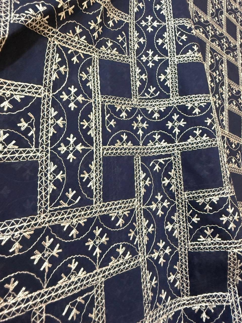 Fabareeze Navy blue 3 PC Lawn Embroidered