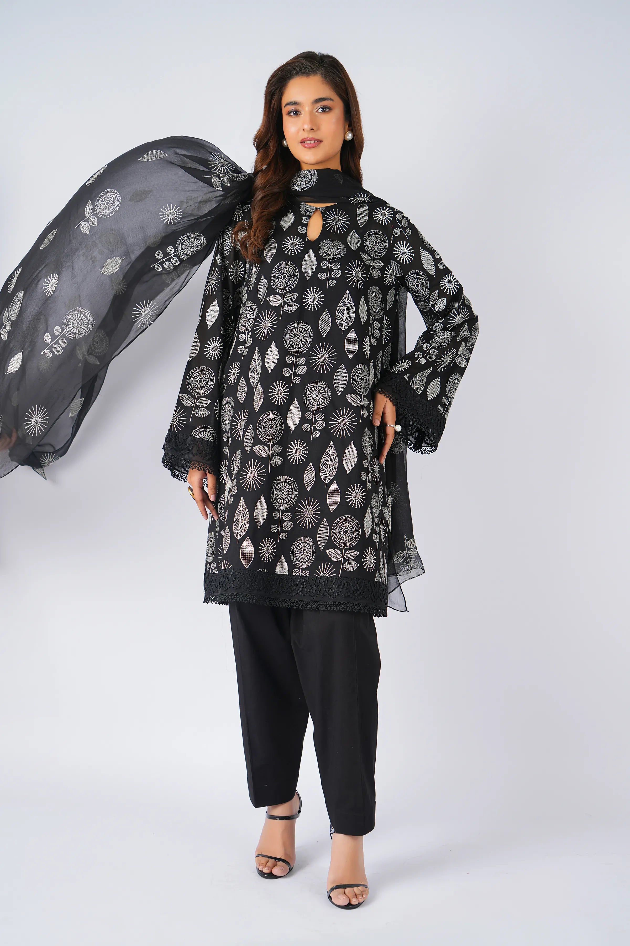 Fabareeze Black 3 PC Lawn Embroidered
