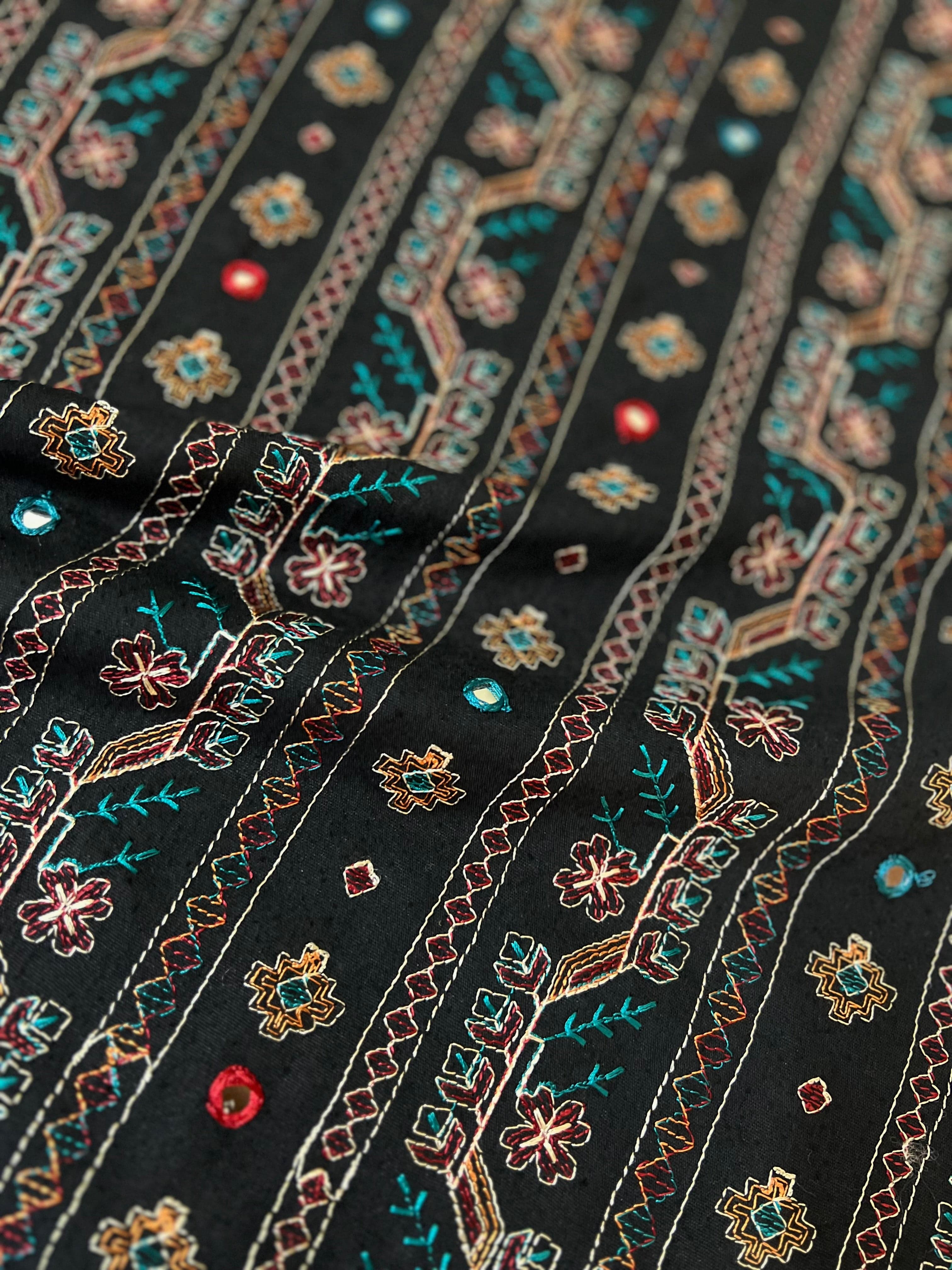 Fabareeze Black 3 PC Shisha work Karandi