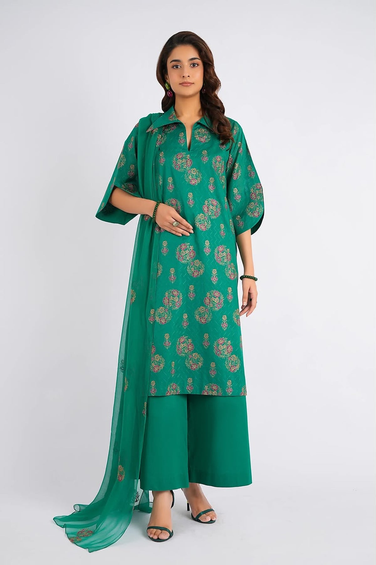 Green Embroidered Karandi – 3 Piece Unstitched