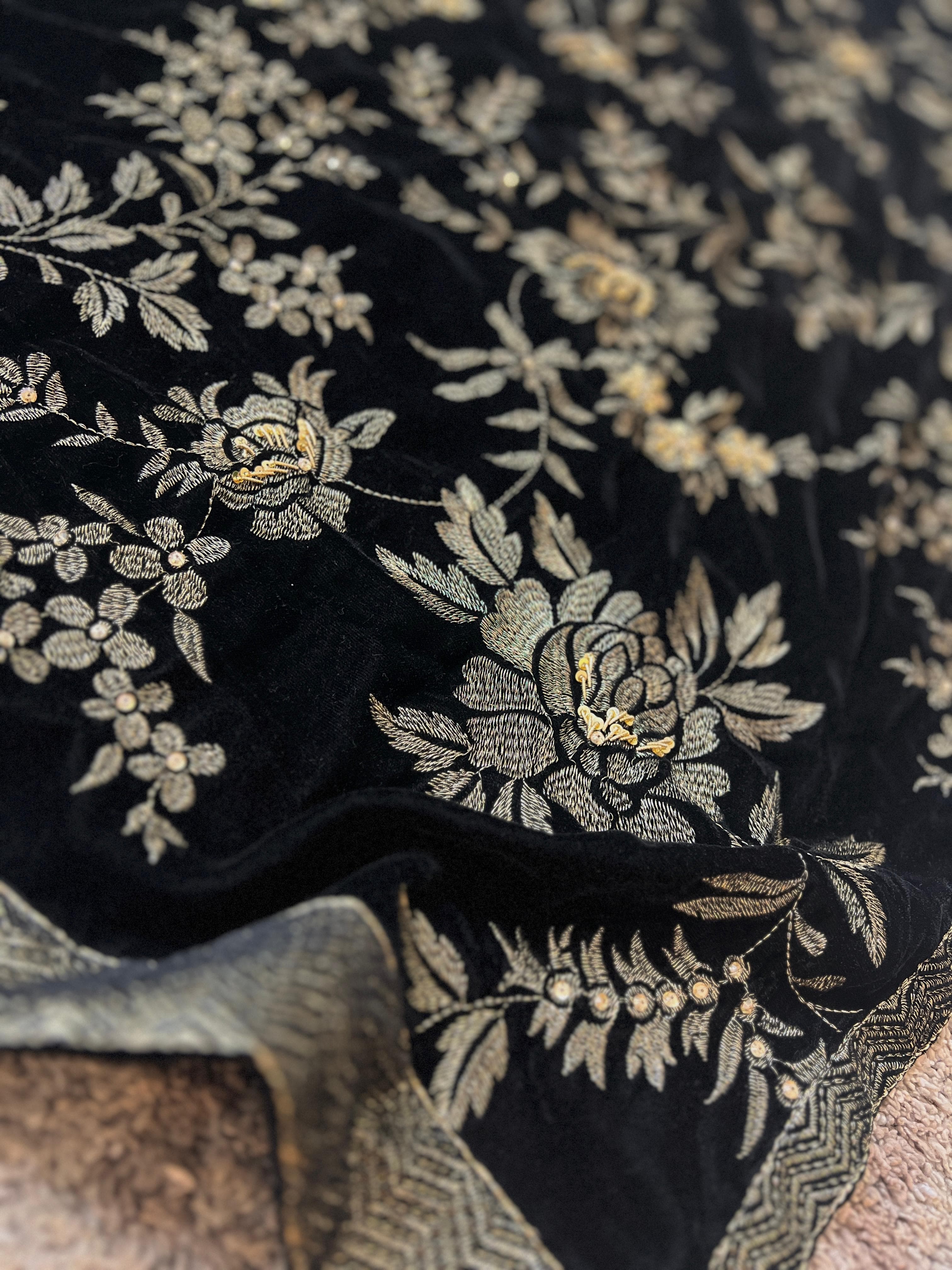 Fabareeze Black Floral elegance 3 PC Velvet
