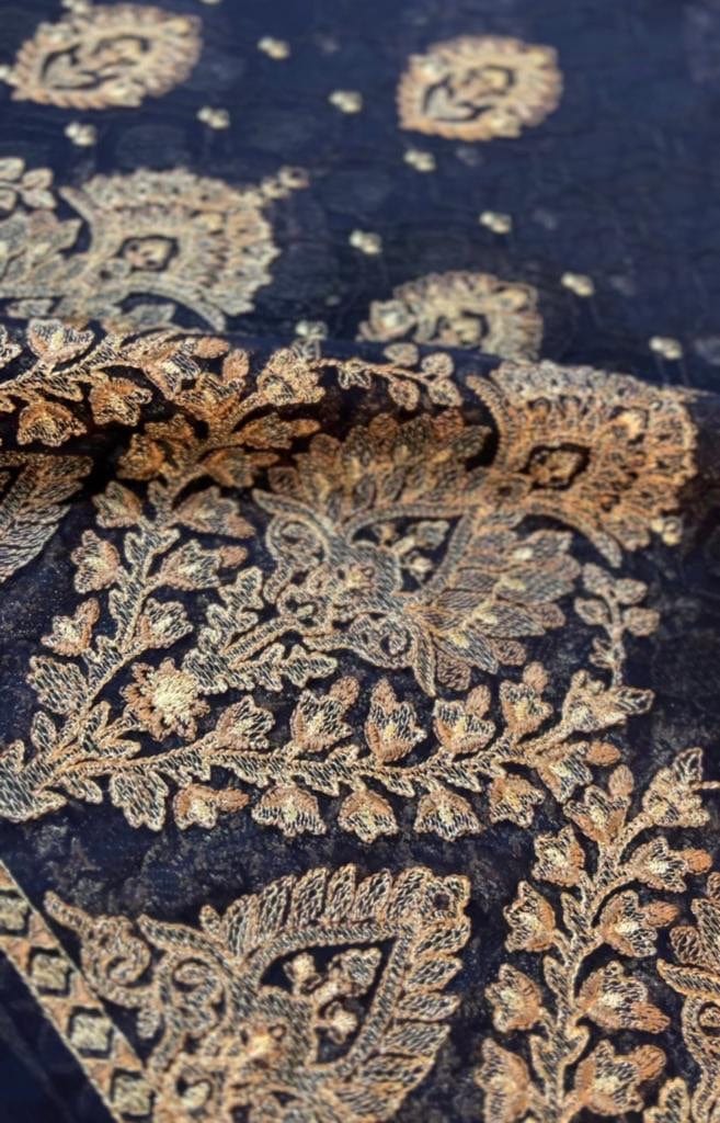 Fabareeze Navy blue Vintage elegance