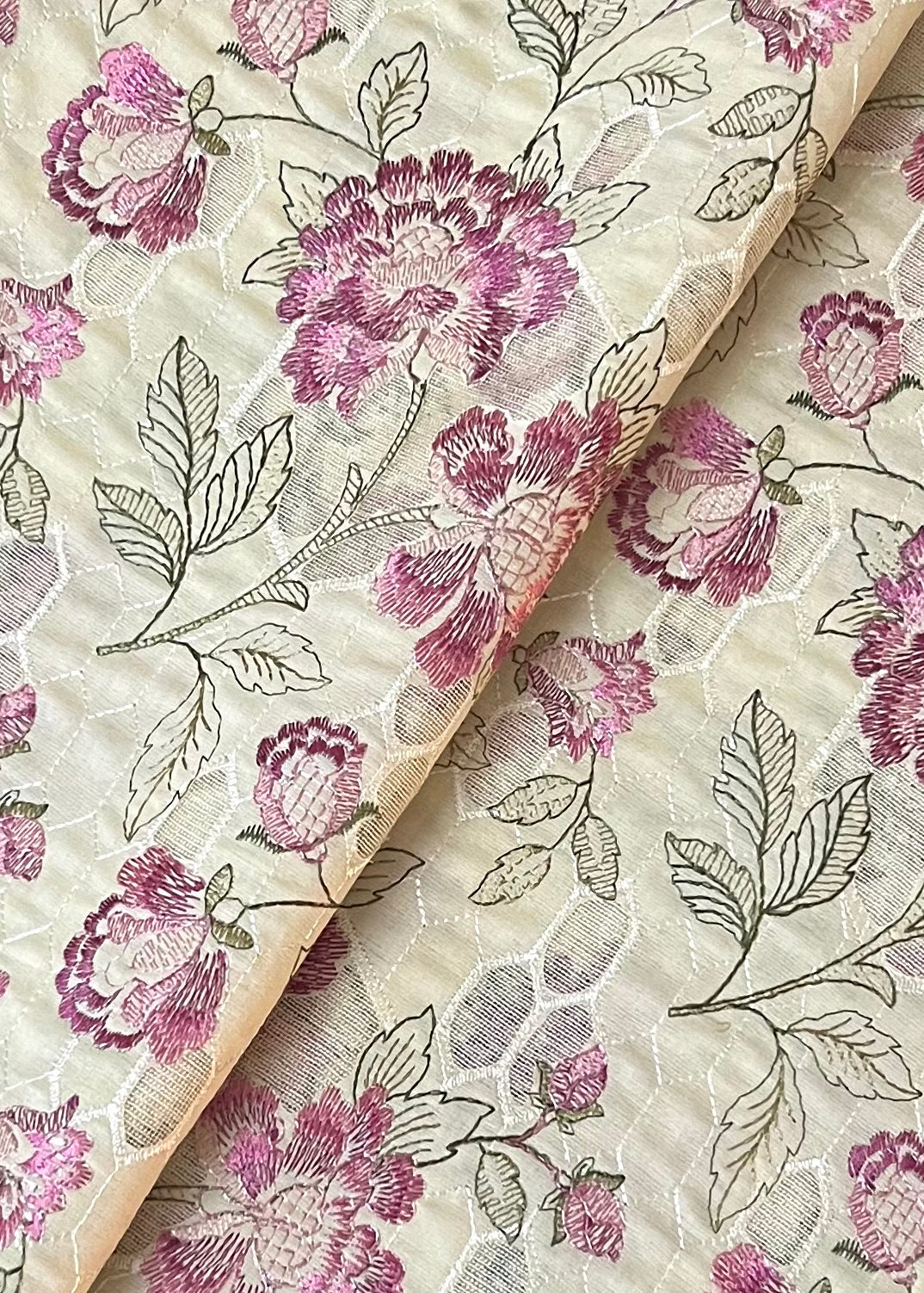 Fabareeze Cream 3 PC Aplique Lawn