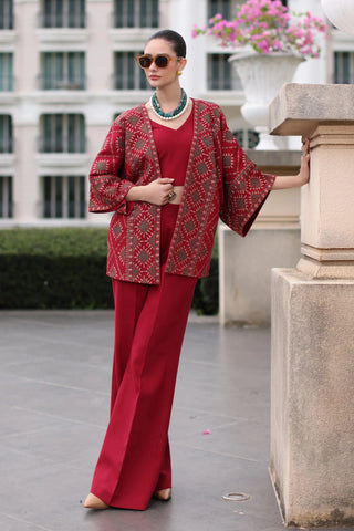 Fabareeze Maroon 3 PC Embroidered Karandi