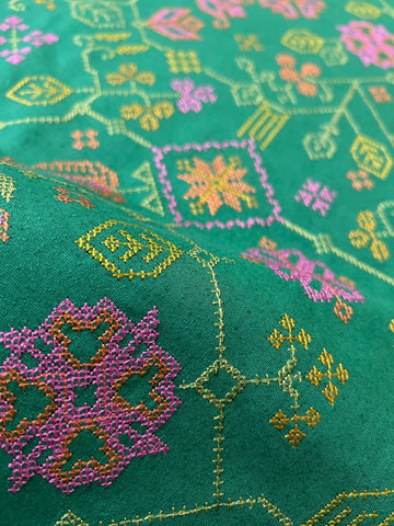 Fabareeze Green 3 PC Embroidered Karandi