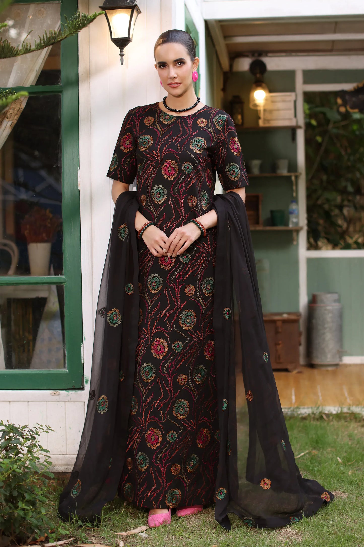 Fabareeze Black 3 PC Embroidered Karandi
