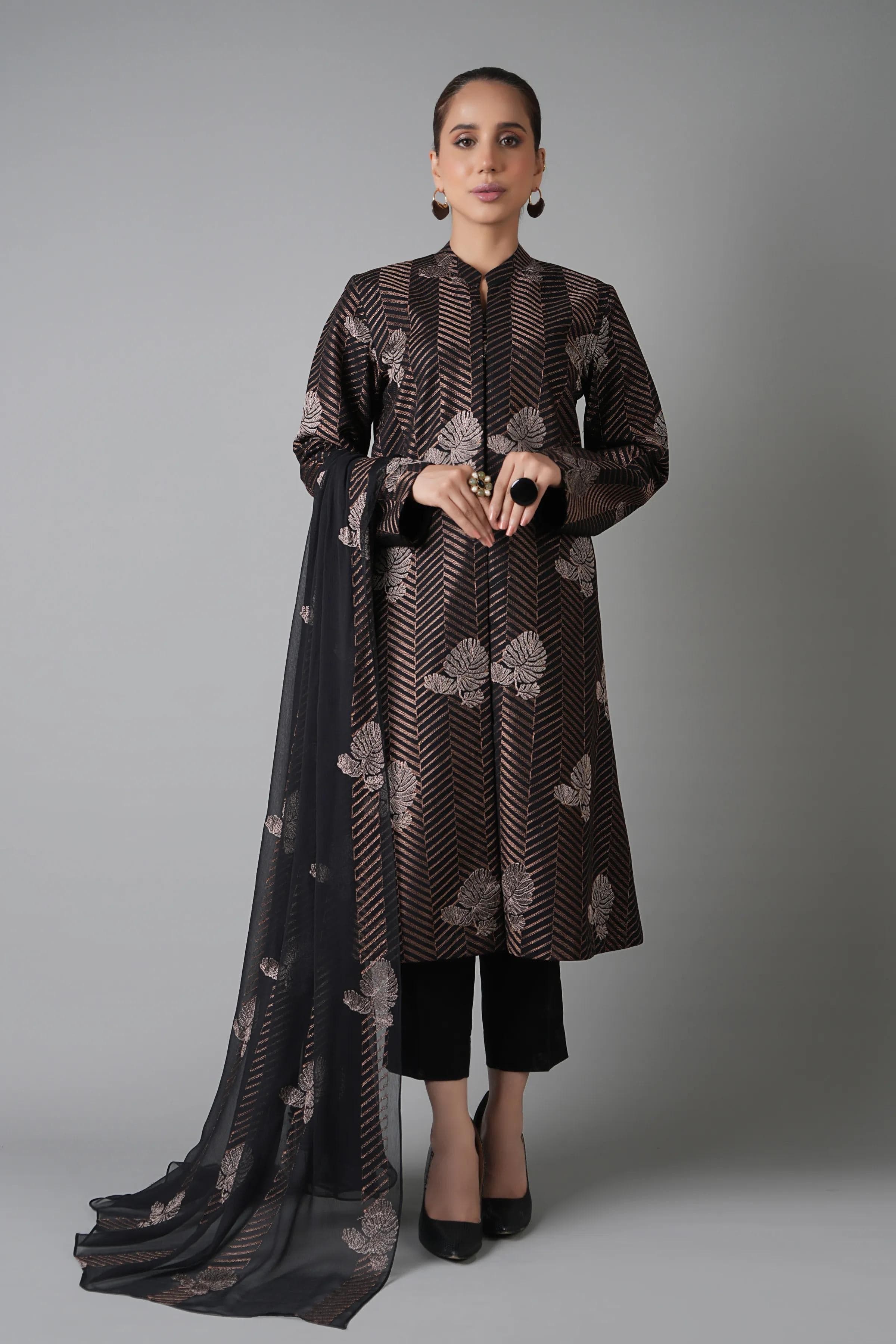 Fabareeze Black 3 PC Embroidered Karandi