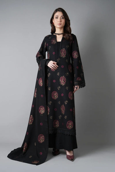 Fabareeze Black 3 PC Embroidered Karandi