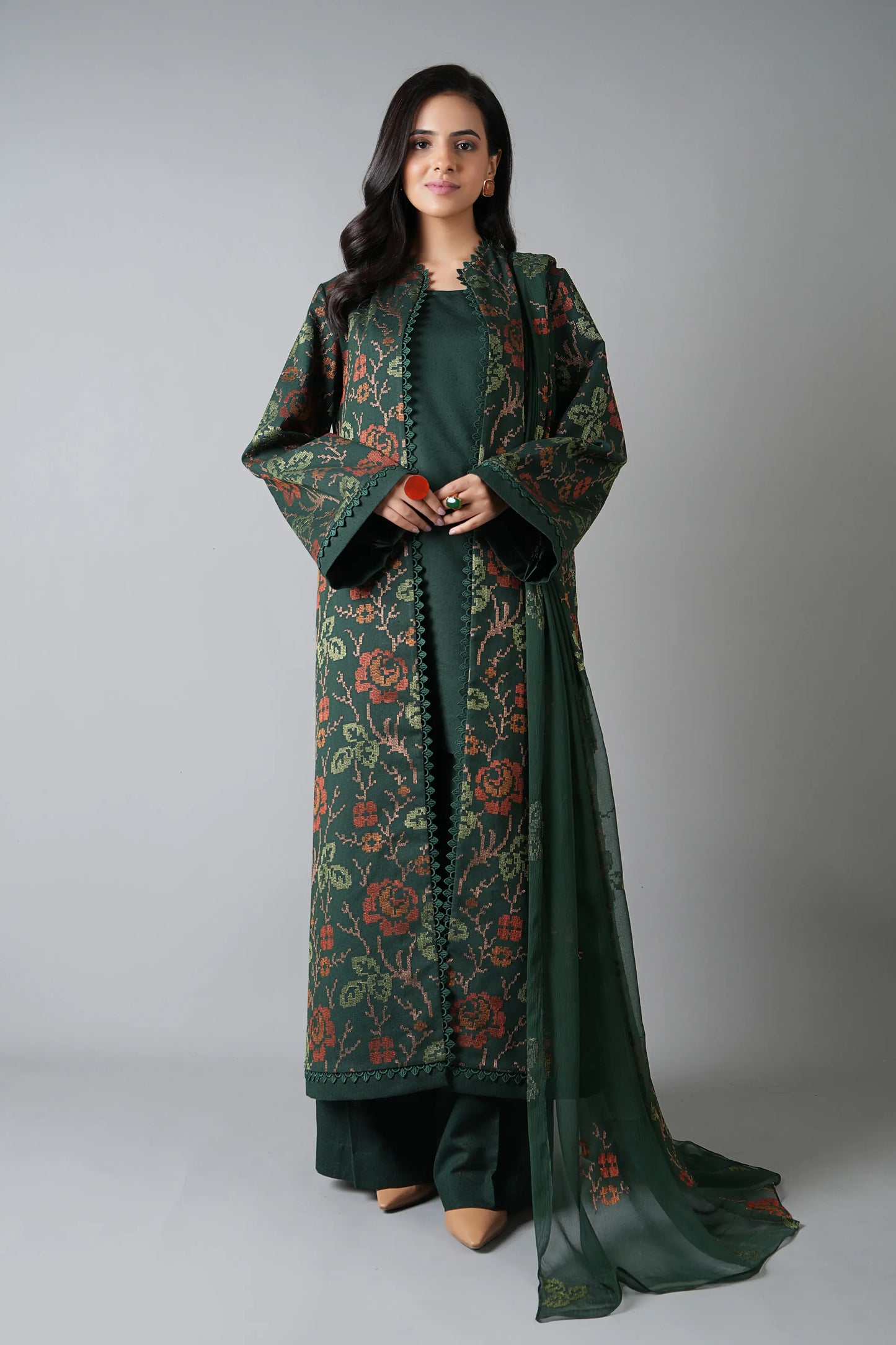 Fabareeze Green 3 PC Embroidered Karandi