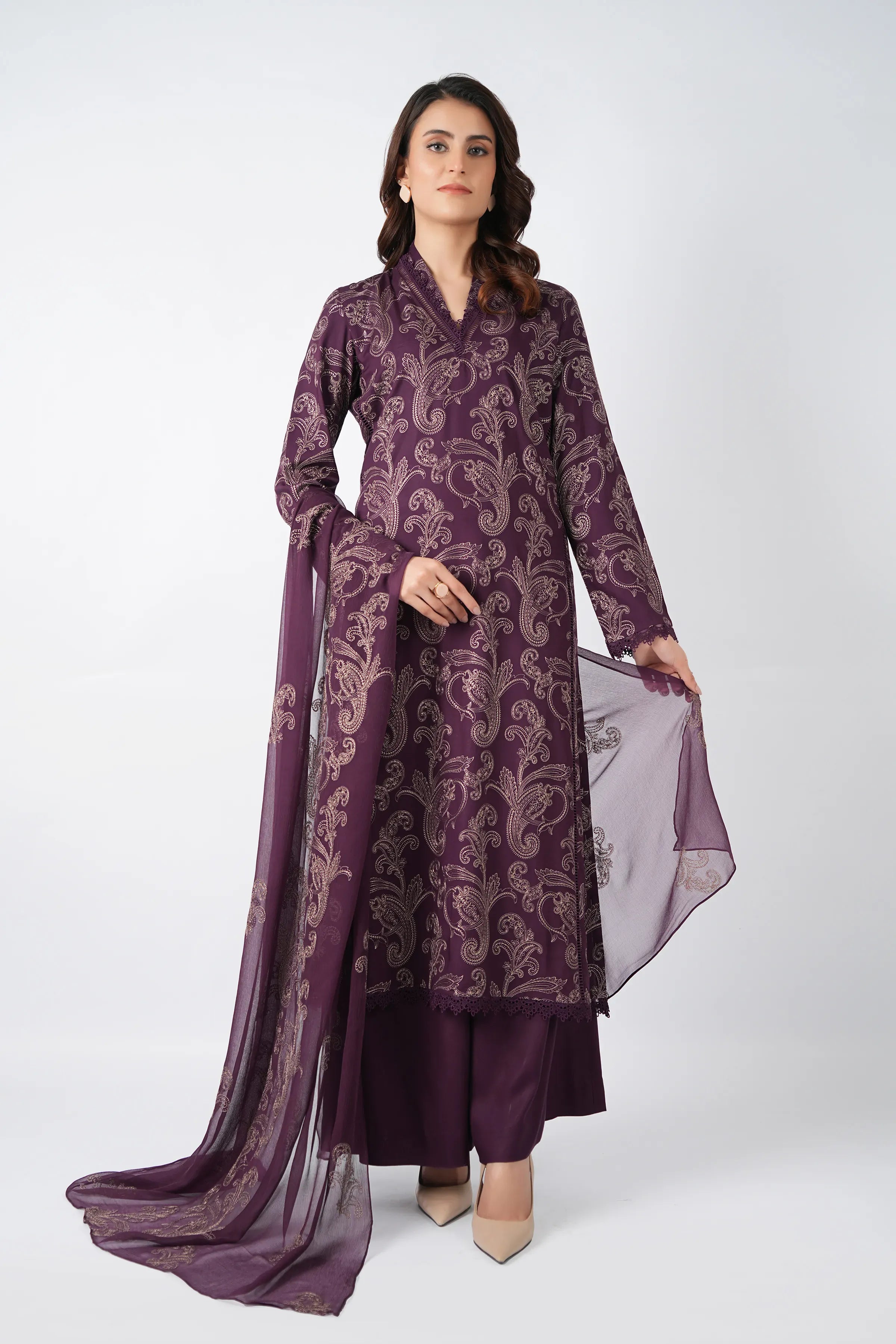Fabareeze Plum 3 PC Embroidered Karandi