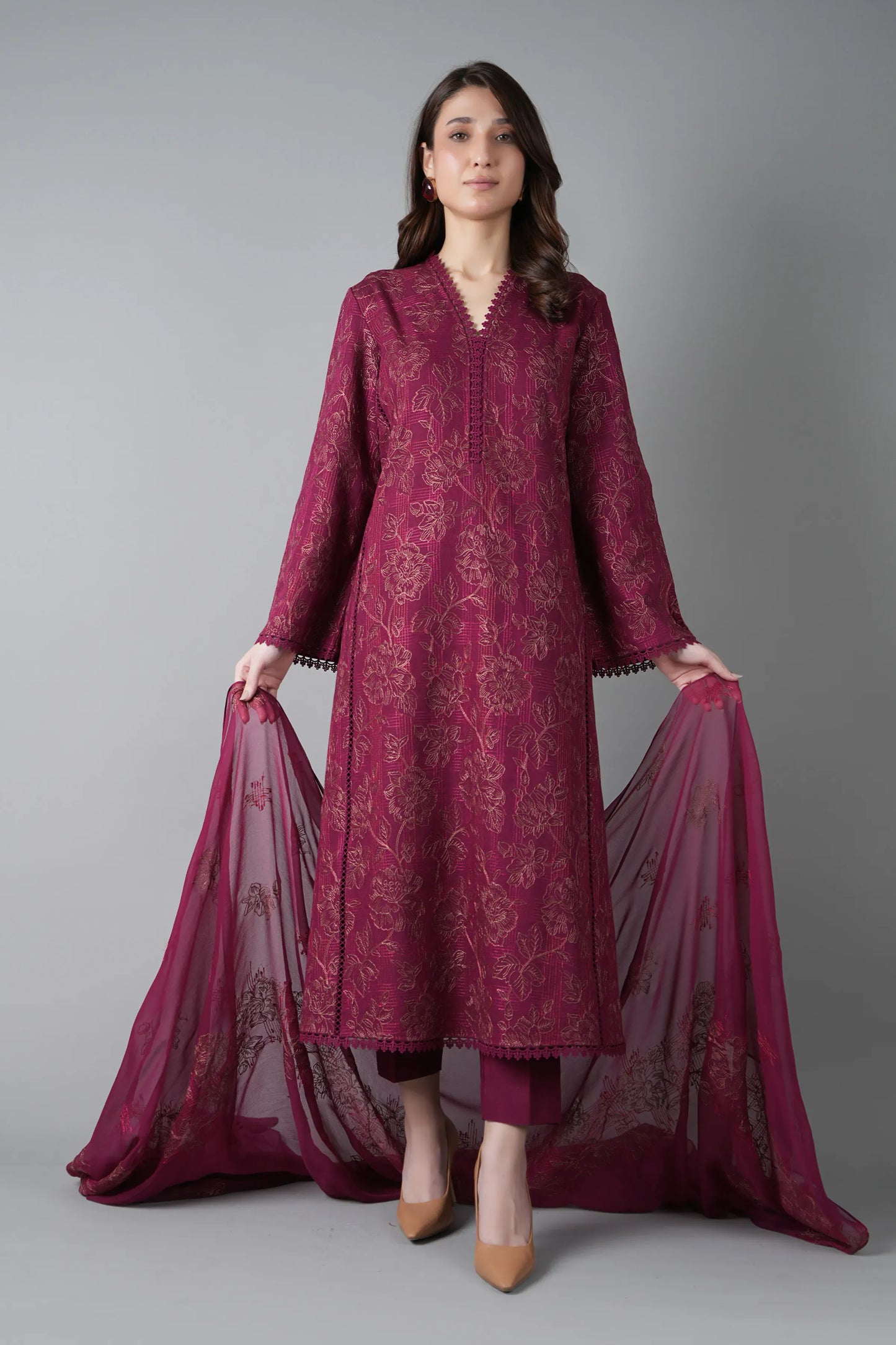 Fabareeze Maroon 3 PC Embroidered Karandi