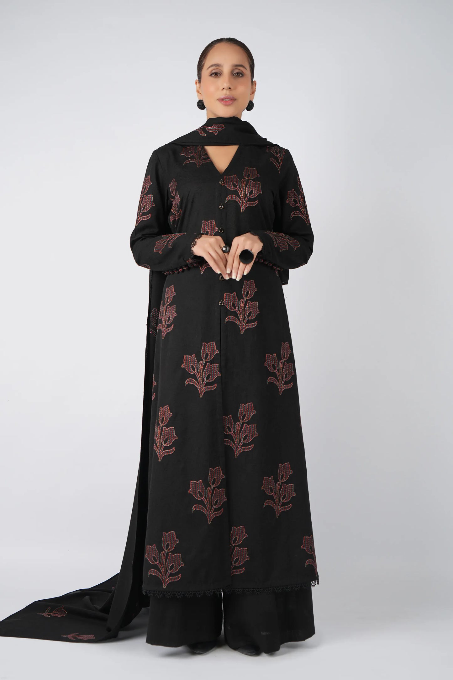 Fabareeze Black 3 PC Embroidered Karandi