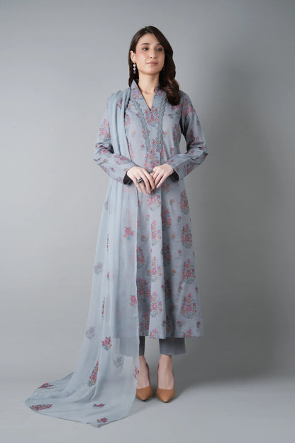 Fabareeze Grey 3 PC Embroidered Karandi