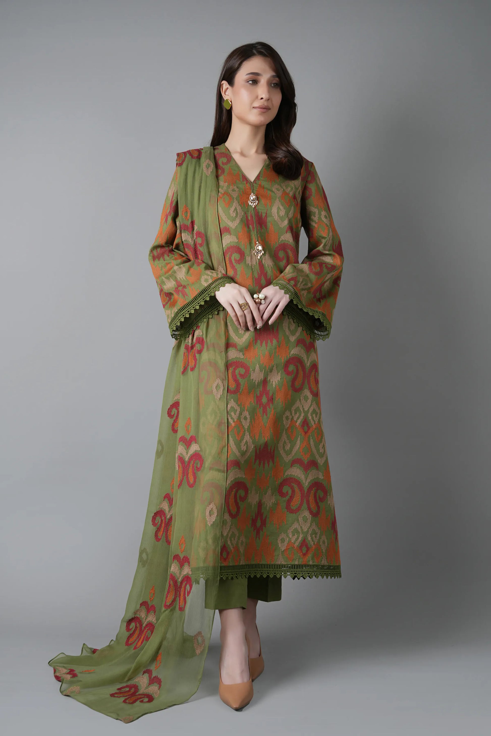 Fabareeze Green 3 PC Embroidered Karandi
