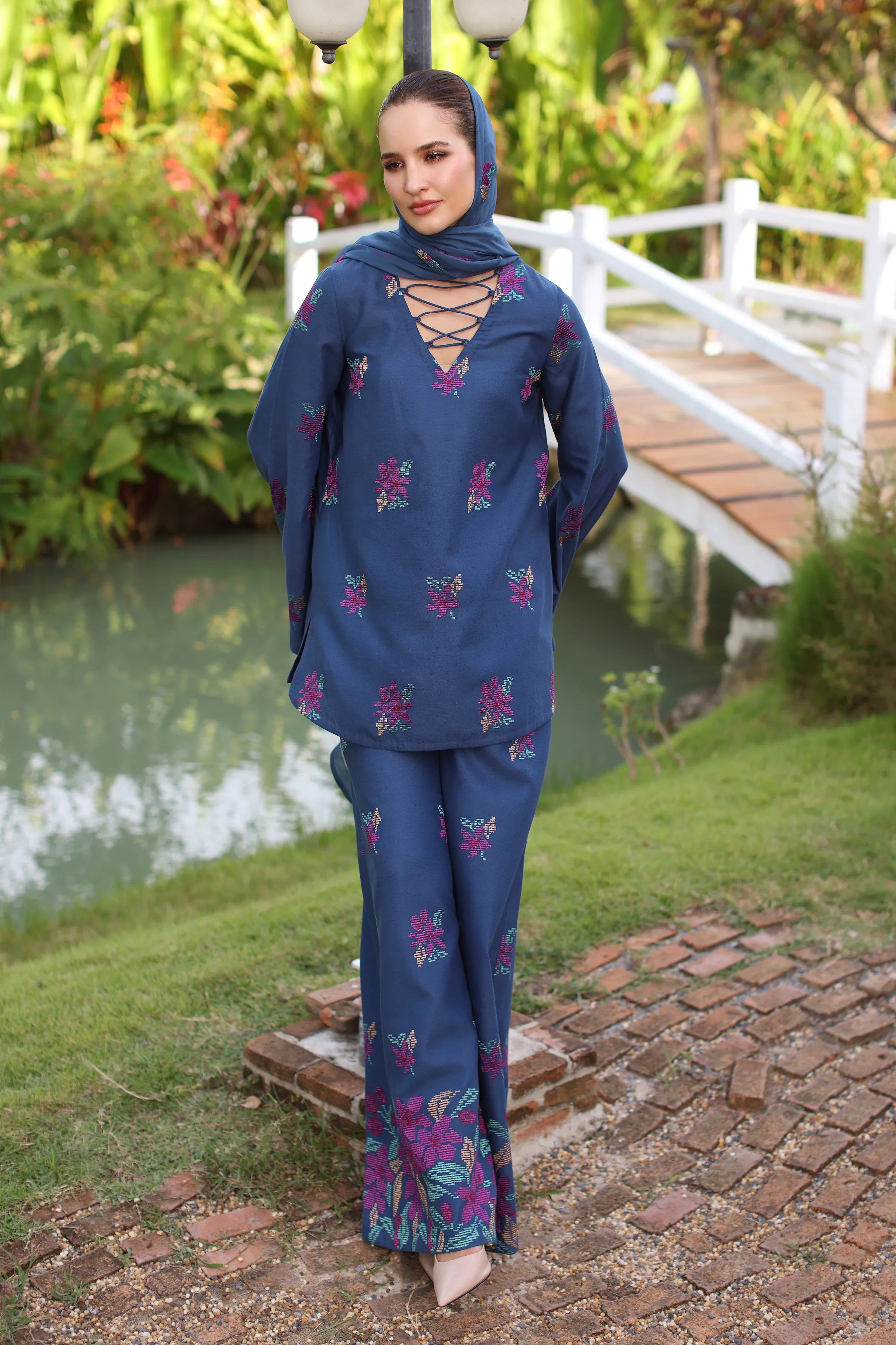 Fabareeze Blue 3 PC Embroidered Karandi