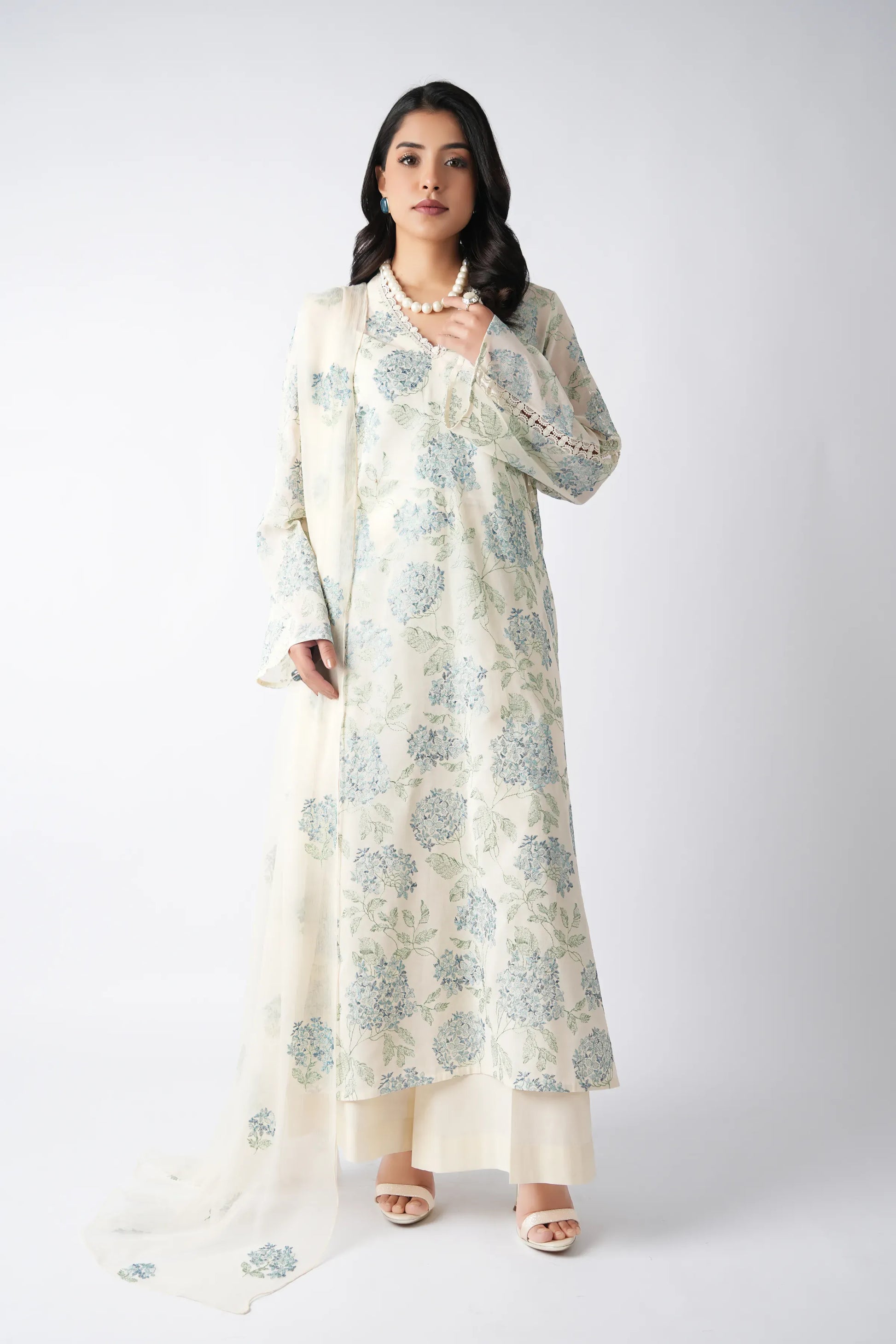 Fabareeze Off white 3 PC Lawn Embroidered