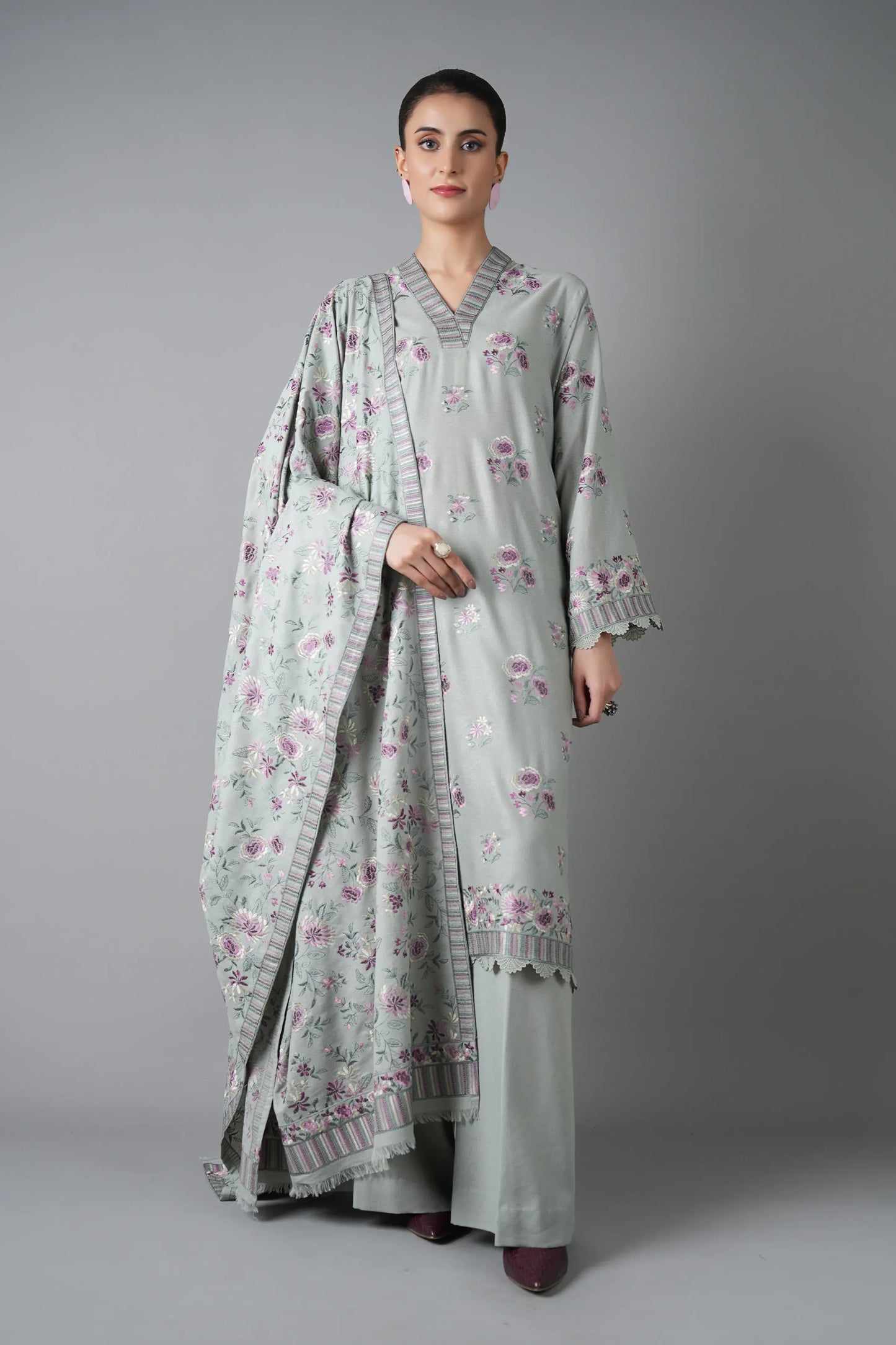 Fabareeze Ash grey 3 pc Shawl set