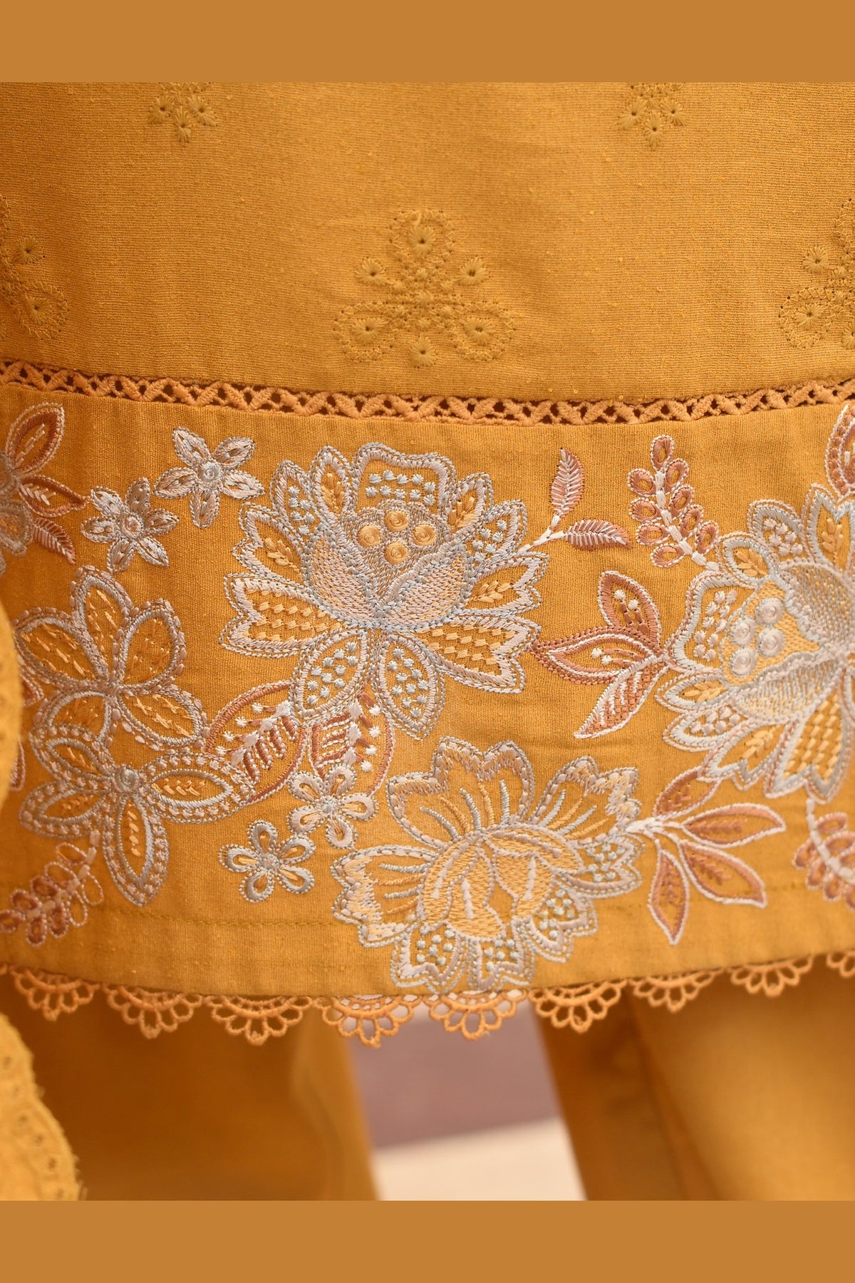 Mustard Karandi Shawl Set - detail