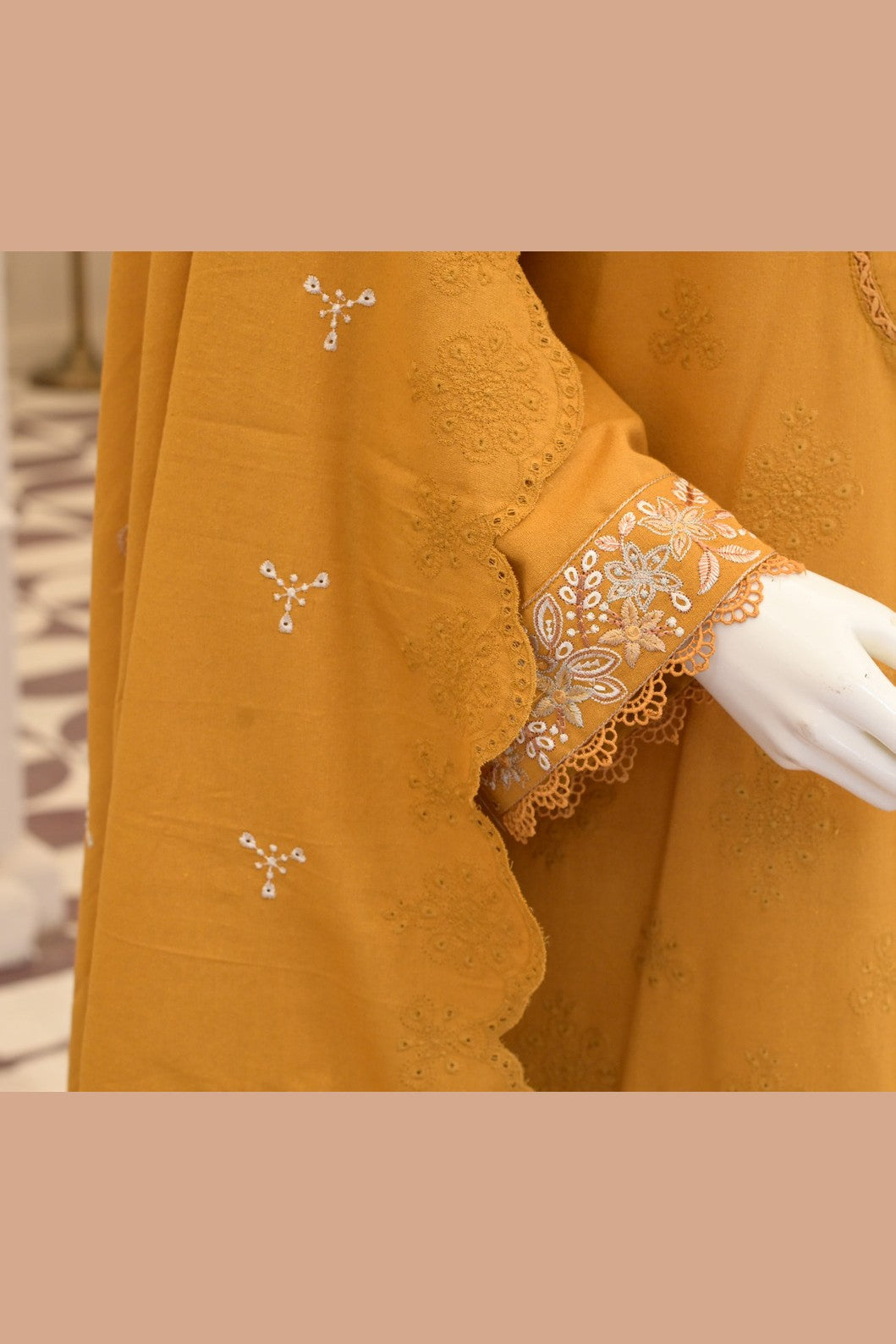 Mustard Karandi Shawl Set - detail