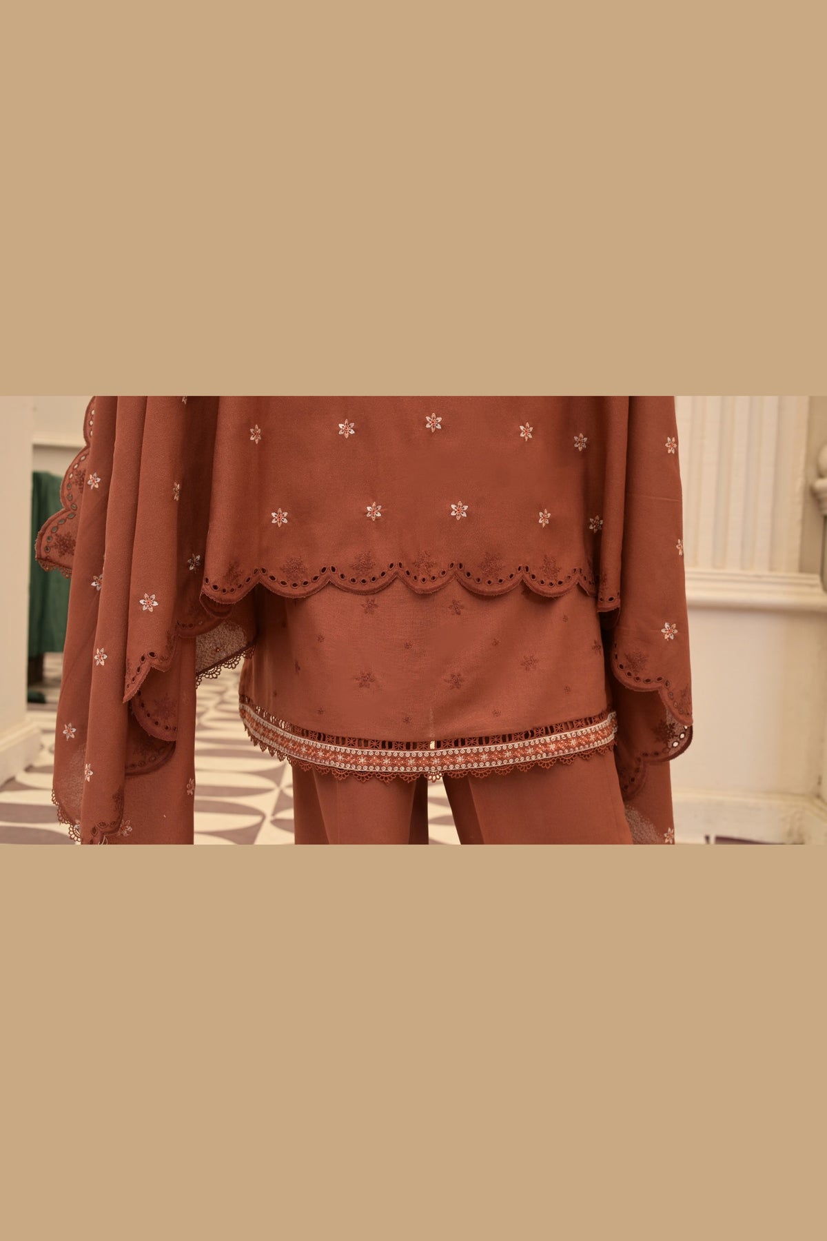 Rust Karandi Shawl Set - detail