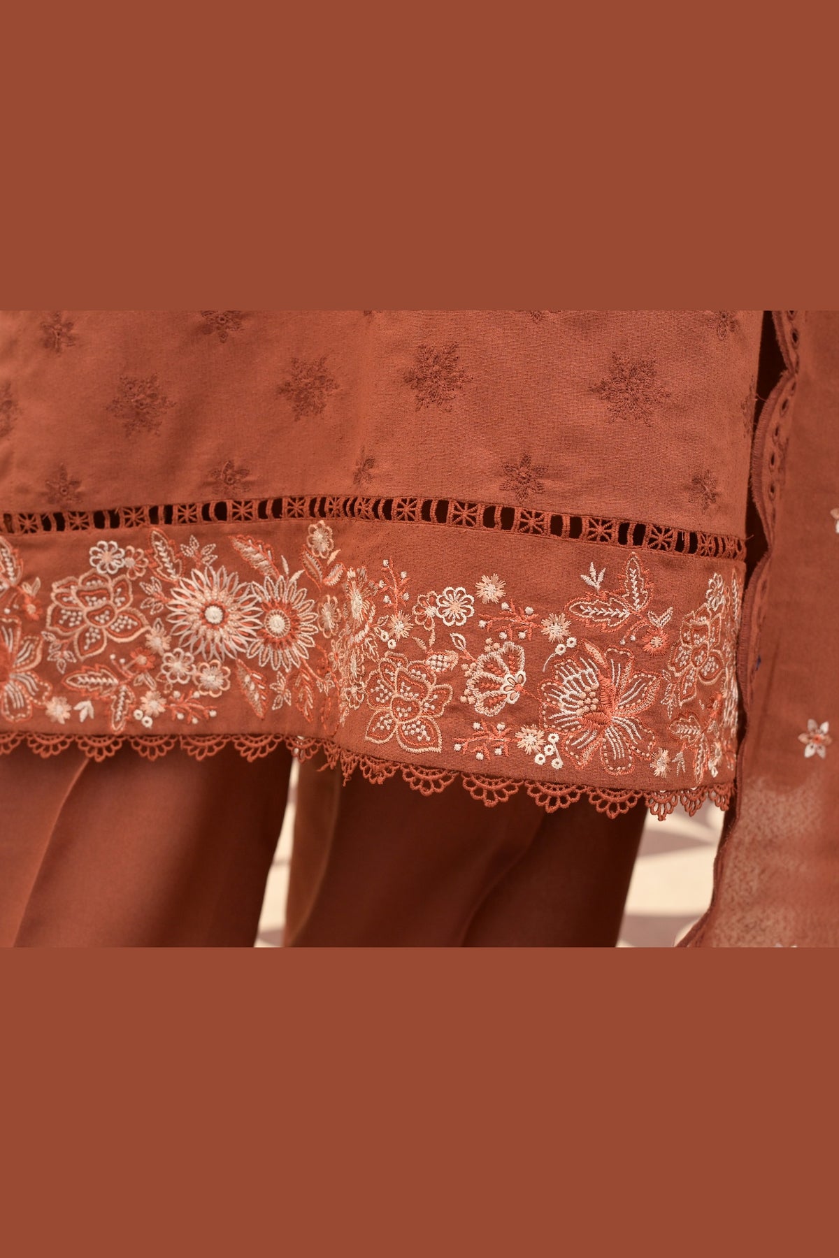 Rust Karandi Shawl Set - detail