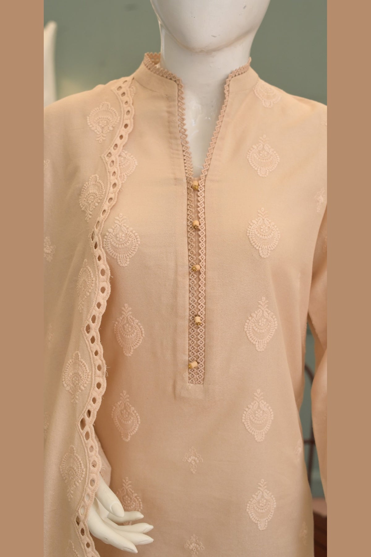 Peach Karandi Shawl Set - detail