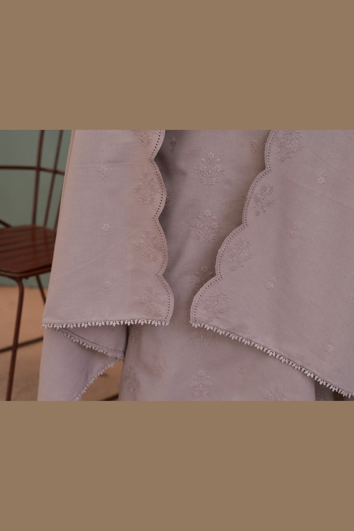 Mauve Karandi Shawl Set - detail