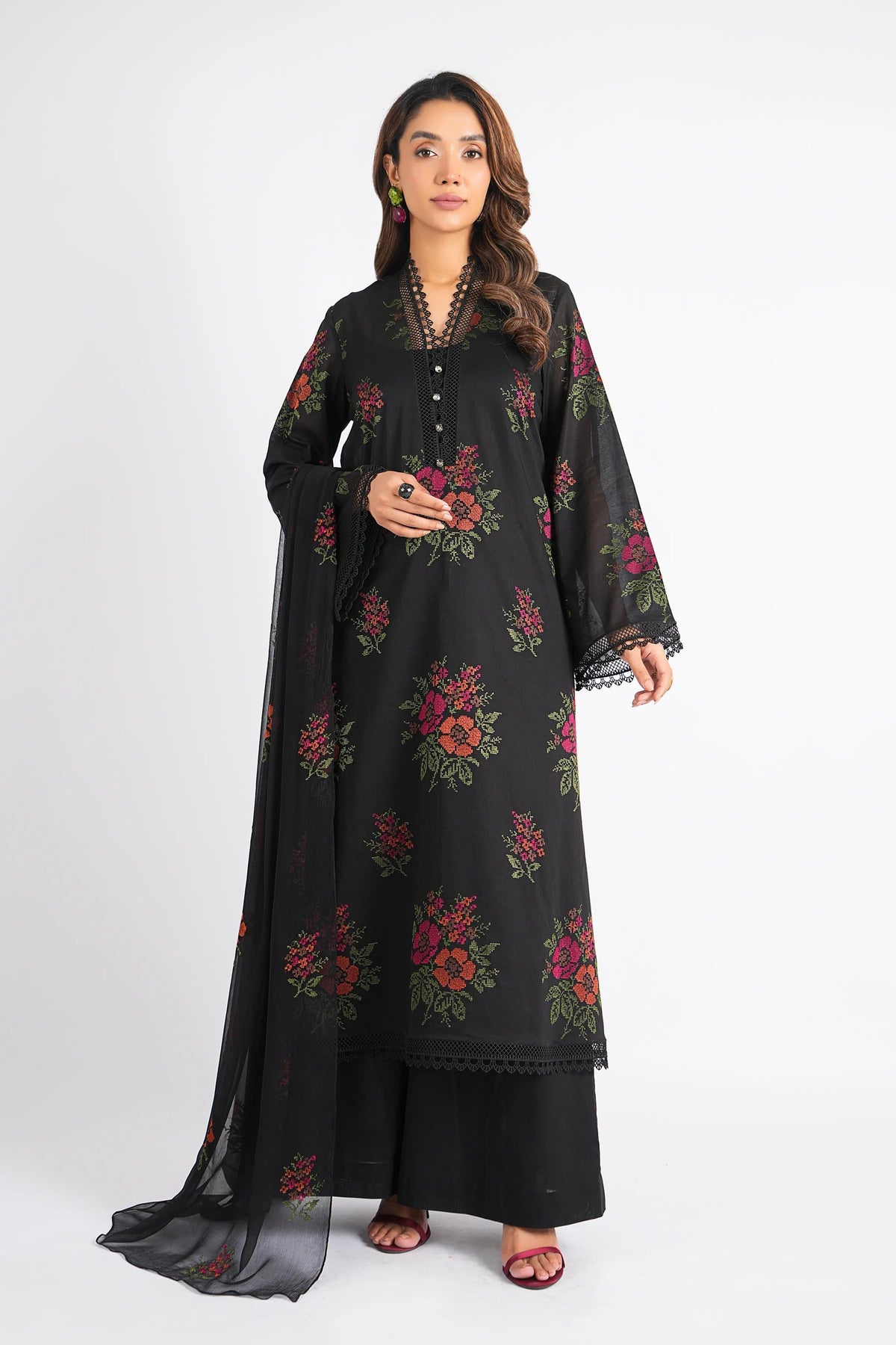 Black Cross-Stitch Karandi – 3 Piece Unstitched
