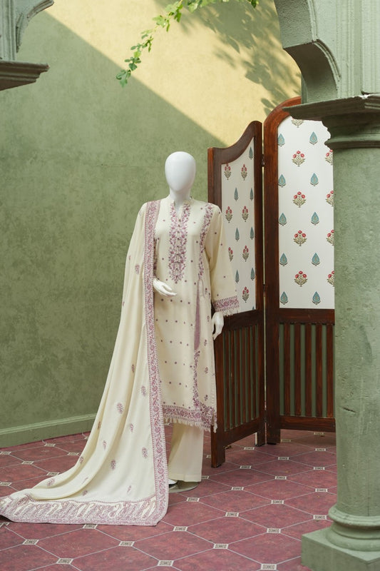Ivory embroidered karandi 3 piece shawl set