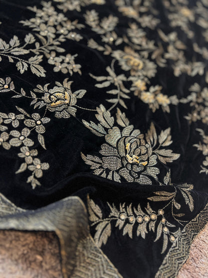 Fabareeze Black Floral elegance 3 PC Velvet