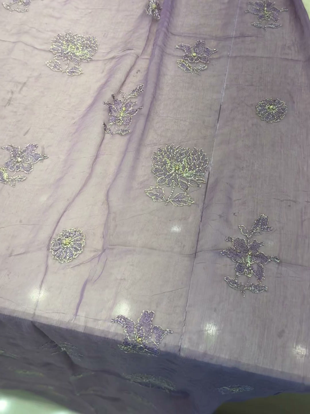 Lilac chiffon dupatta with embroidered floral motifs