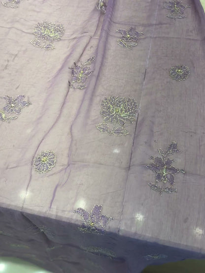 Lilac chiffon dupatta with embroidered floral motifs