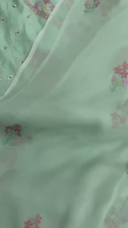 Fabareeze Green 3 PC Lawn Embroidered - close up video
